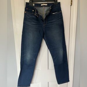Levi’s Premium, wedgie fit, size 28 dark wash jeans